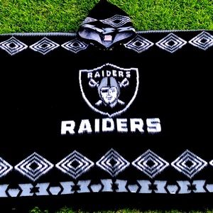 Raiders Poncho. Alpaca Wool blend.